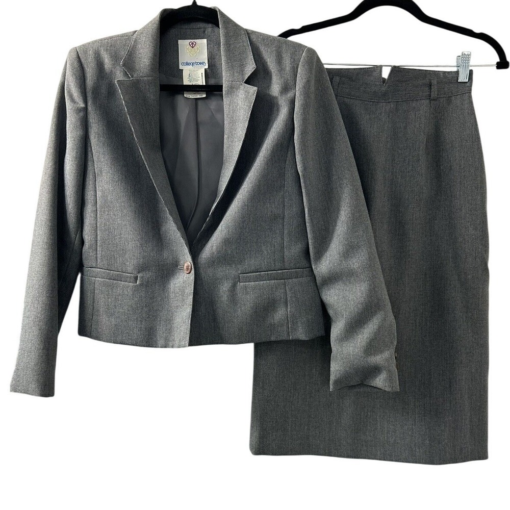 Vintage College Town Plaid Skirt Suit 5/6 7/8 Gray Dark Academia Collegiate